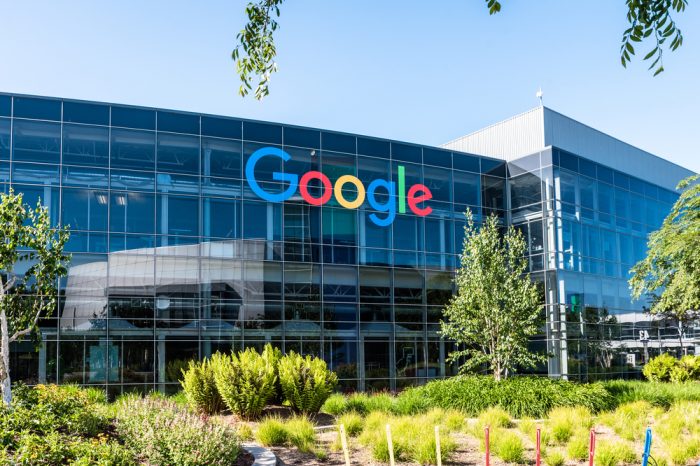 Internacional: Google Inc. Ofrece más de 900 Puestos de Trabajo en Diversas Áreas del Conocimiento