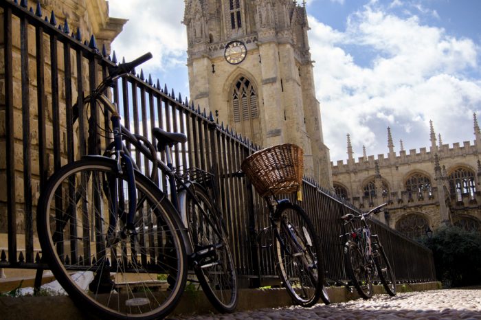 Reino Unido: Becas Para Licenciatura en Diversos Temas Oxford University